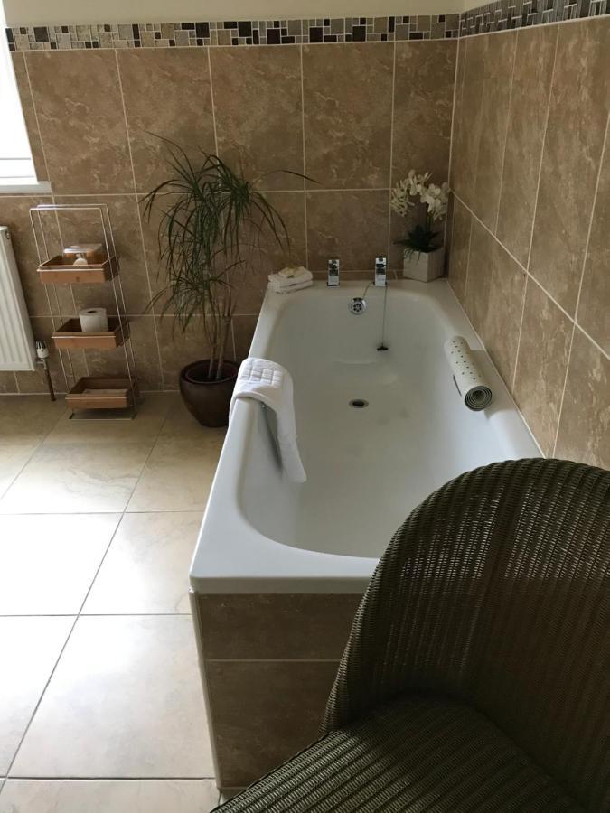 Kilchurn Suites Loch Awe Esterno foto